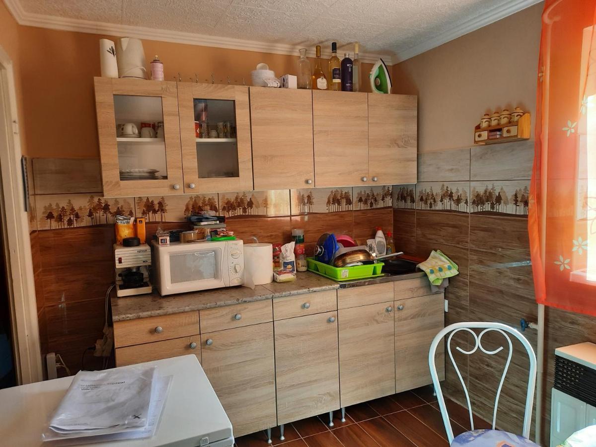 Fenyves Nyaraló Hajduszoboszlo Exterior foto